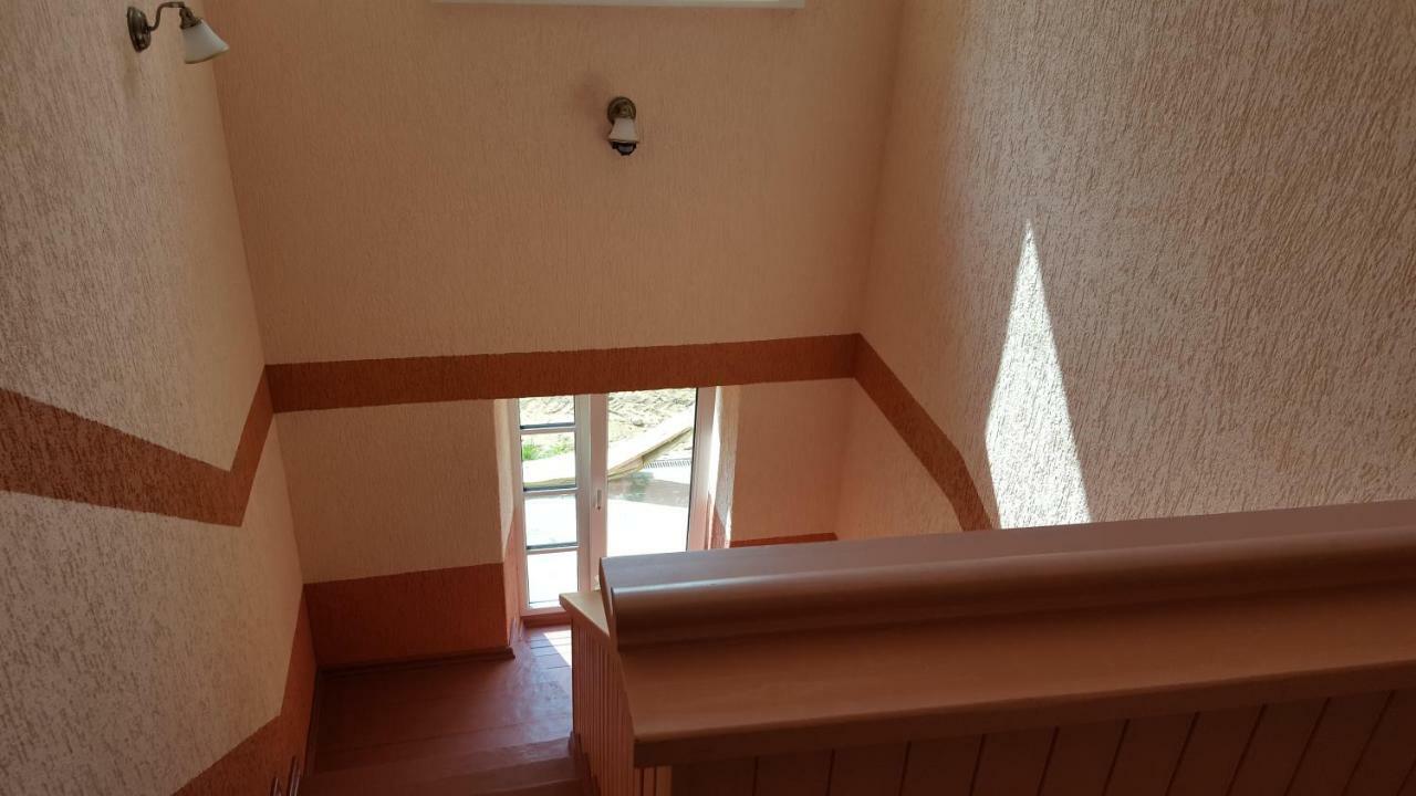 Hotel In Краслава Екстер'єр фото